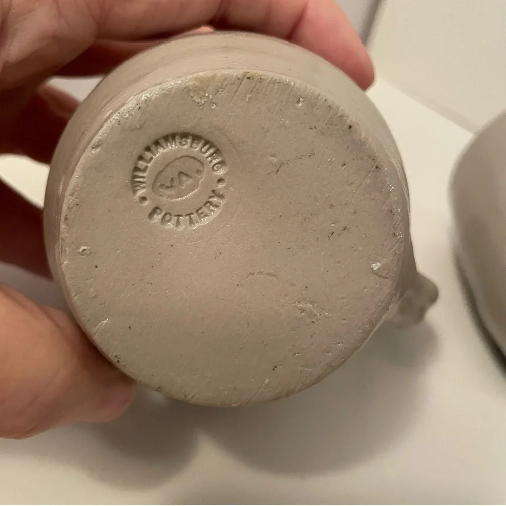 Williamsburg Salt Glazed Pottery‎ Mug Set Of 2